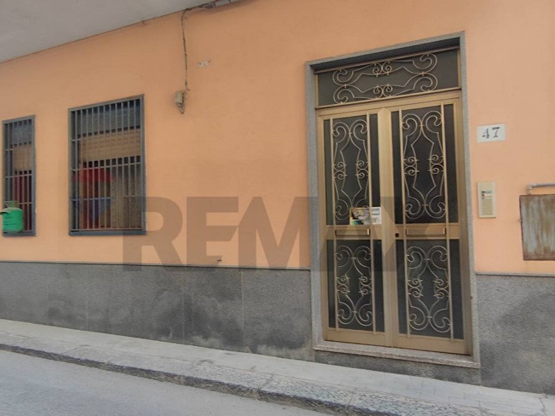 Quadrilocale in Vendita a Caltagirone, 50'000&euro;, 75 m²