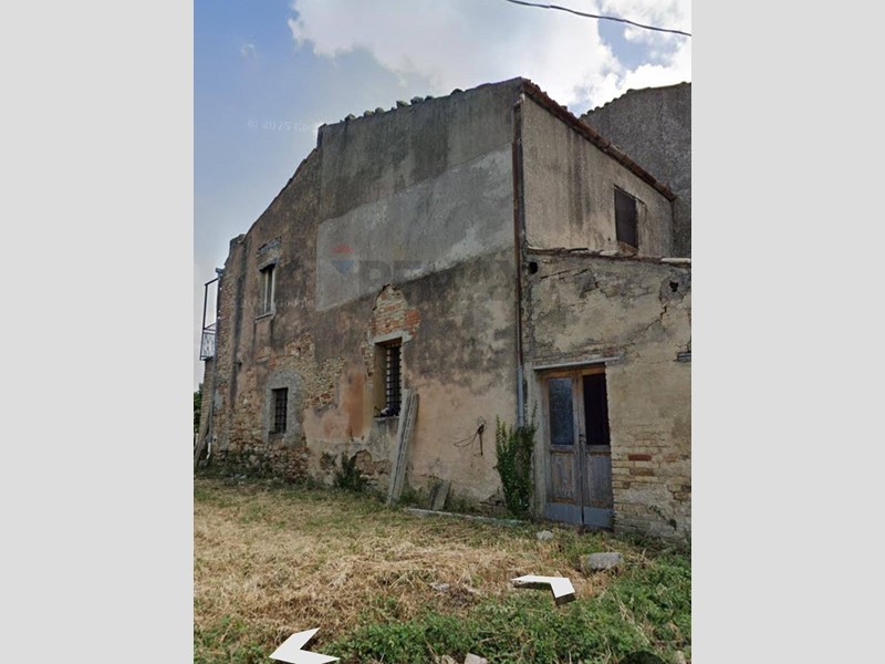 Rustico in Vendita a Casacanditella, 46'000&euro;, 125 m²