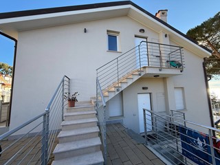 Trilocale in Vendita a Sanremo, 210'000&euro;, 70 m²