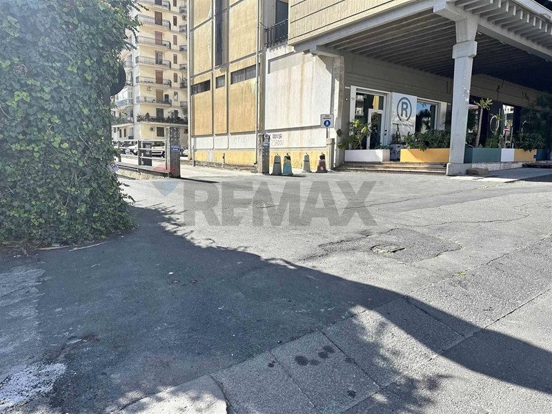 Appartamento in Vendita a Catania, 110'000&euro;, 130 m²