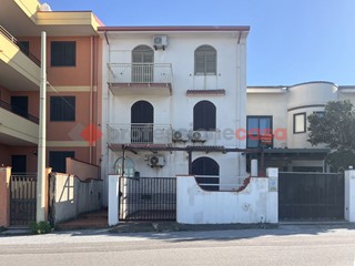 Trilocale in Vendita a Milazzo, 155'000&euro;, 70 m²