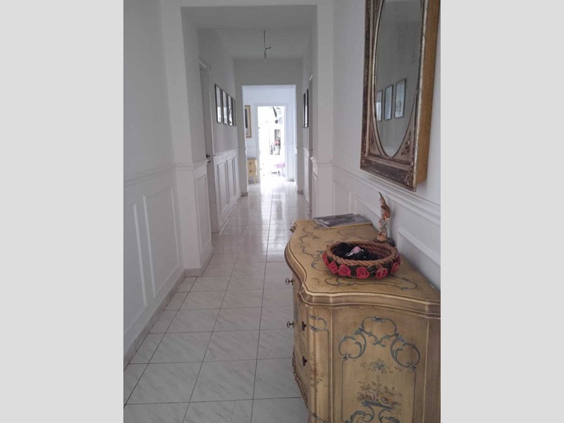 Appartamento in Vendita a Lamezia Terme, 185'000&euro;, 180 m²