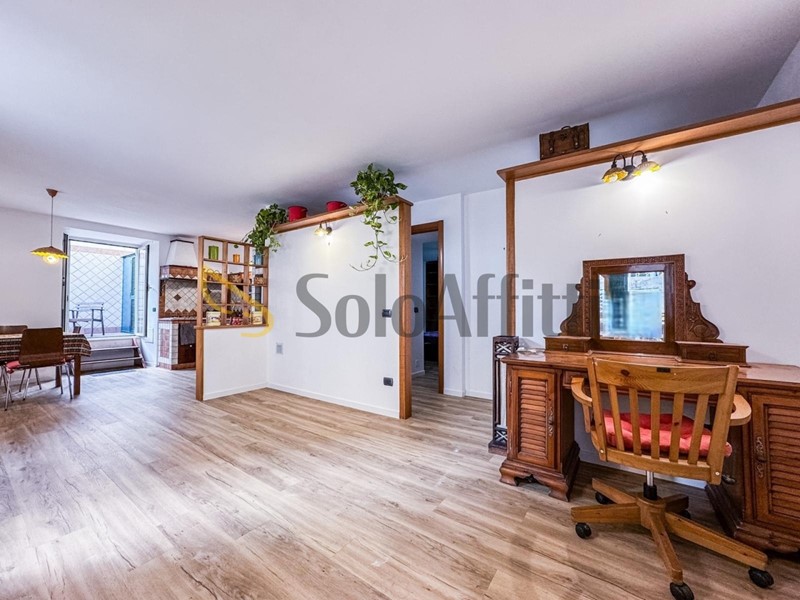 Bilocale in Affitto a Napoli, zona Vomero, 980&euro;, 100 m², arredato