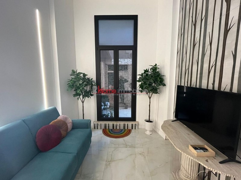 Quadrilocale in Vendita a Roma, 450'000&euro;, 90 m²
