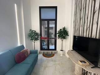 Quadrilocale in Vendita a Roma, 450'000&euro;, 90 m²