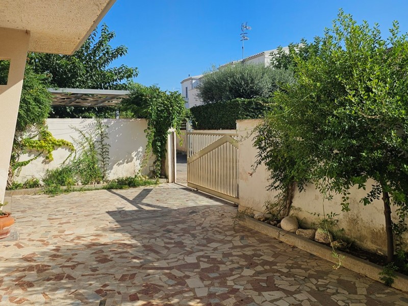 Appartamento in Affitto a Modica, zona MARE, 2'500&euro;, 100 m², arredato