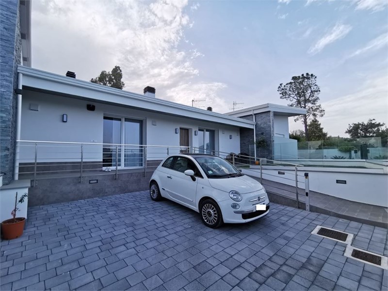 Villa in Vendita a Cepagatti, 197'000&euro;, 110 m²