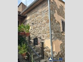 Monolocale in Vendita a Viterbo, 21'000&euro;, 50 m²