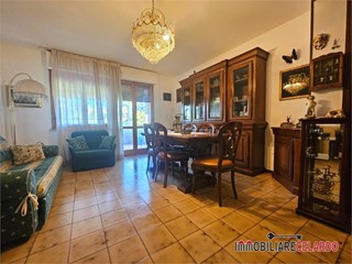 Quadrilocale in Vendita a Colle di Val D'Elsa, 175'000&euro;, 82 m²