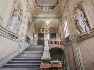 Appartamento in Vendita a Forlì, 350'000&euro;, 200 m²