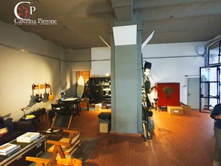 Magazzino in Affitto a Firenze, 3'000&euro;, 300 m²