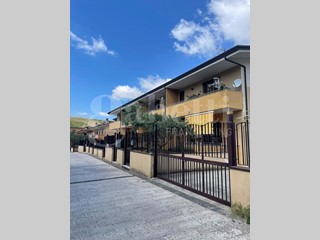 Attico in Vendita a Camigliano, 105'000&euro;, 90 m²