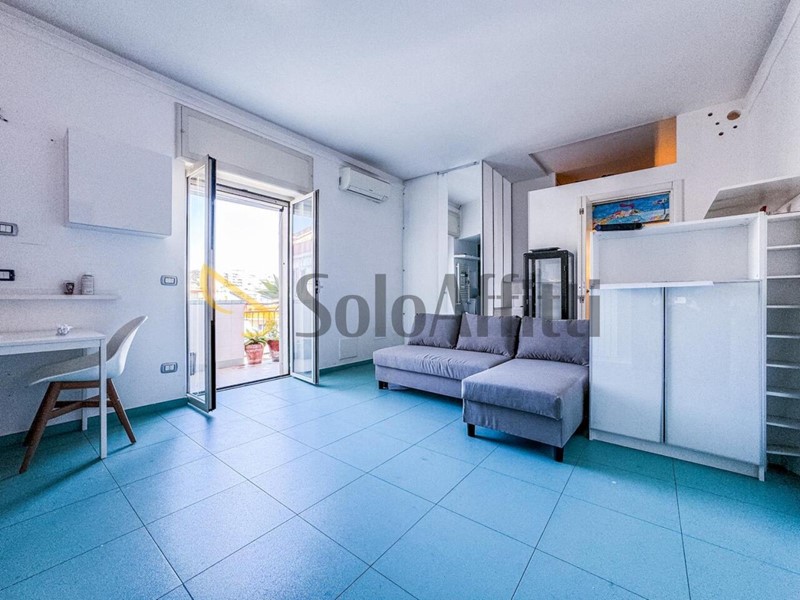 Monolocale in Affitto a Napoli, zona Vomero, 730&euro;, 39 m²