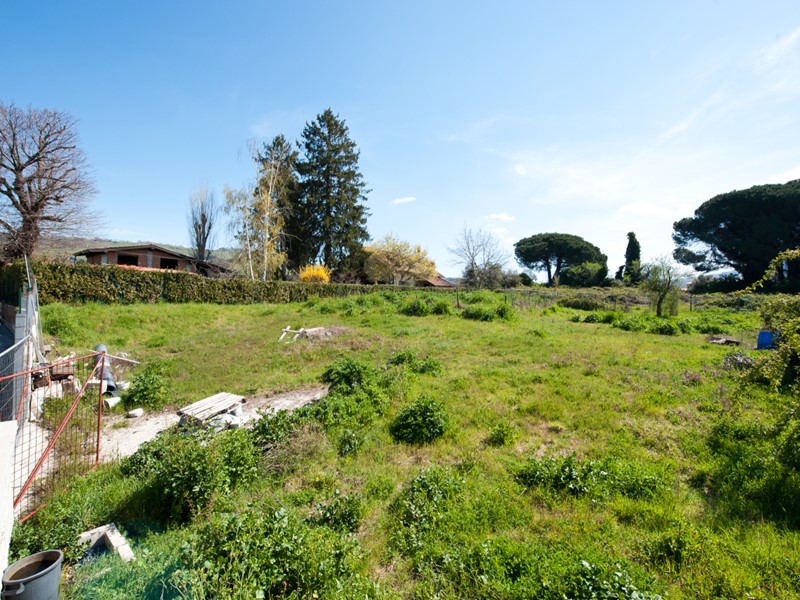 Terreno edificabile in Vendita a Grottaferrata, 100'000&euro;, 930 m²