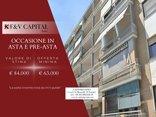 Trilocale in Vendita a Moncalieri, 63'000&euro;, 85 m²