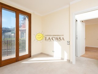 Trilocale in Vendita a Figline e Incisa Valdarno, zona Incisa, 175'000&euro;, 85 m², con Box