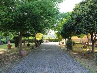 Quadrilocale in Vendita a Reggello, zona Leccio, 199'000&euro;, 102 m², con Box