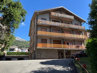Trilocale in Affitto a Castione della Presolana, 70 m²