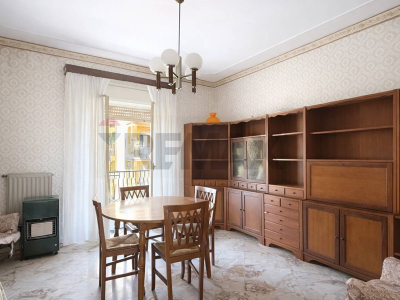 Appartamento in Vendita a Riposto, 69'000&euro;, 112 m²