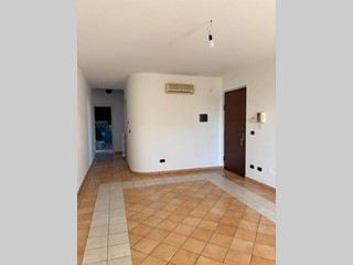 Trilocale in Vendita a Castagnole Piemonte, 135'000&euro;, 75 m²