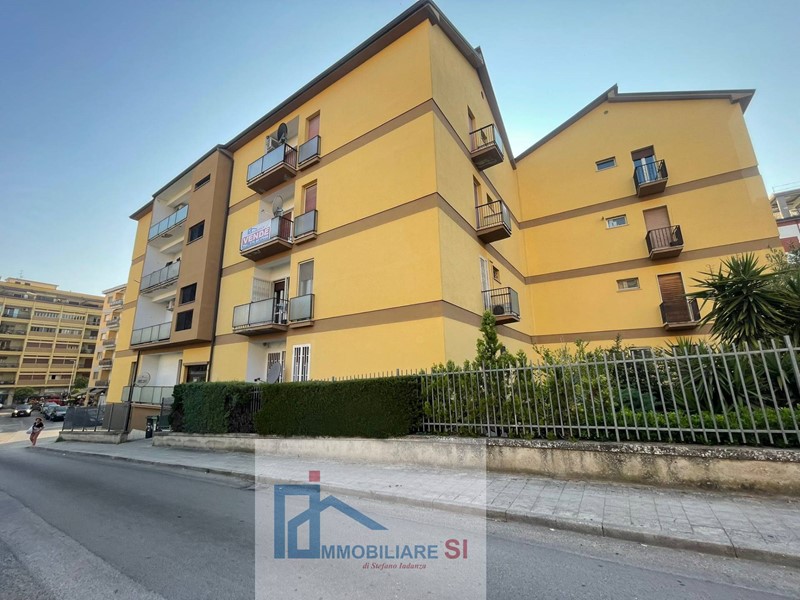 Appartamento in Vendita a Benevento, 185'000&euro;, 130 m²