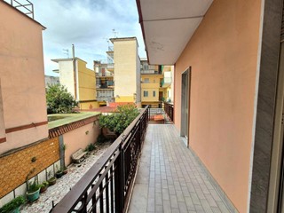 Quadrilocale in Vendita a Afragola, 175'000&euro;, 95 m²
