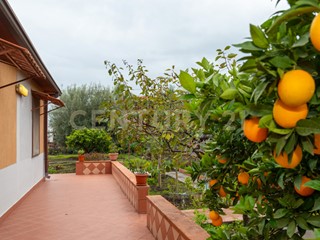 Casa Indipendente in Vendita a Mascalucia, 180'000&euro;, 100 m²