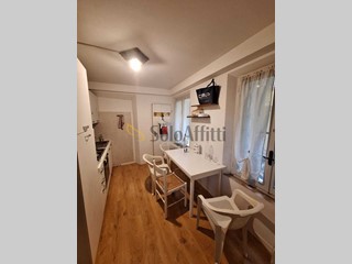 Quadrilocale in Affitto a Modena, 695&euro;, 70 m², arredato