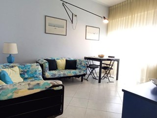 Trilocale in Affitto a Camaiore, zona Lido di Camaiore, 2'200&euro;, 60 m², arredato