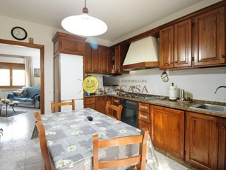 Appartamento in Vendita a Reggello, zona Montanino, 188'000&euro;, 95 m², con Box