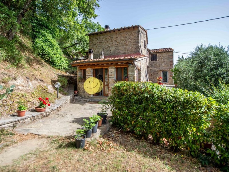 Casale in Vendita a Greve in Chianti, 270'000&euro;, 108 m²