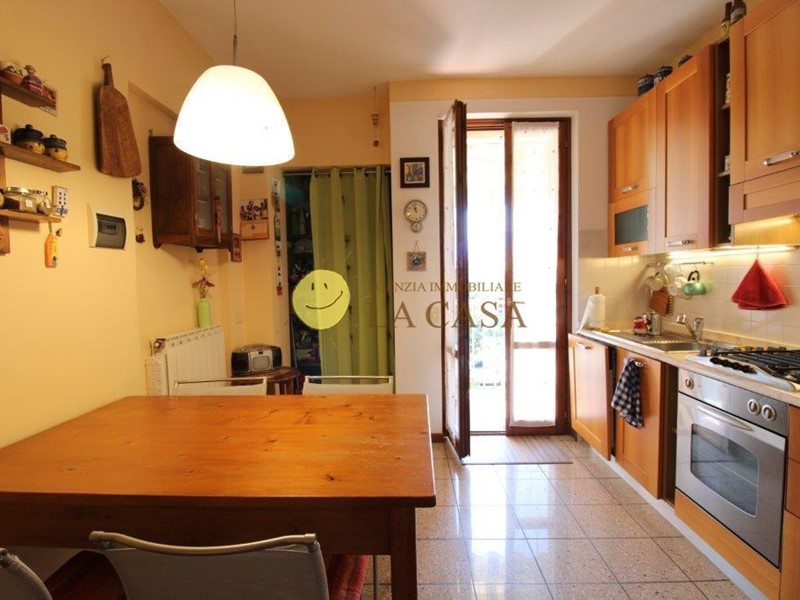 Quadrilocale in Vendita a Rignano sull'Arno, 205'000&euro;, 90 m², con Box