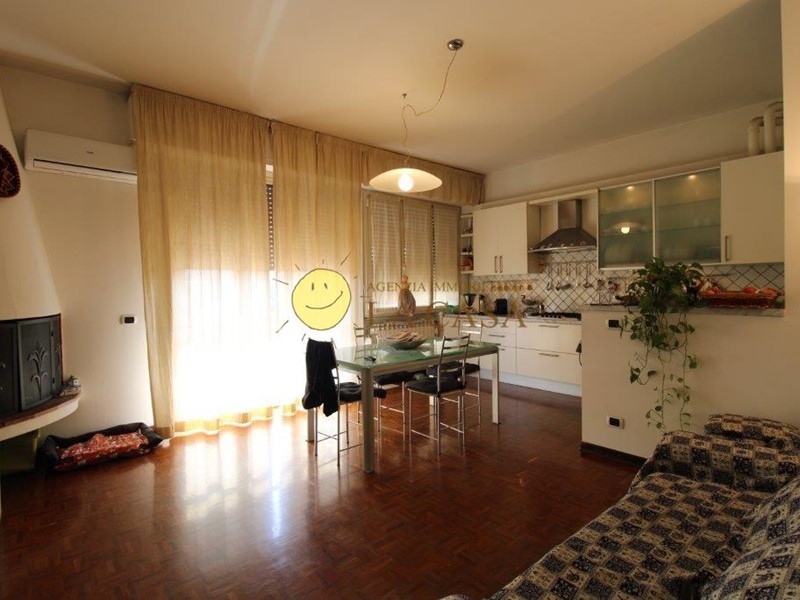 Trilocale in Vendita a Reggello, zona Cetina, 175'000&euro;, 85 m²