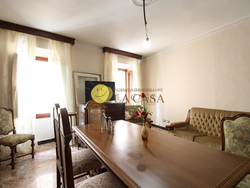 Appartamento in Vendita a Figline e Incisa Valdarno, zona Incisa, 149'000&euro;, 120 m²