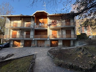 Trilocale in Vendita a Castione della Presolana, 139'000&euro;, 85 m²