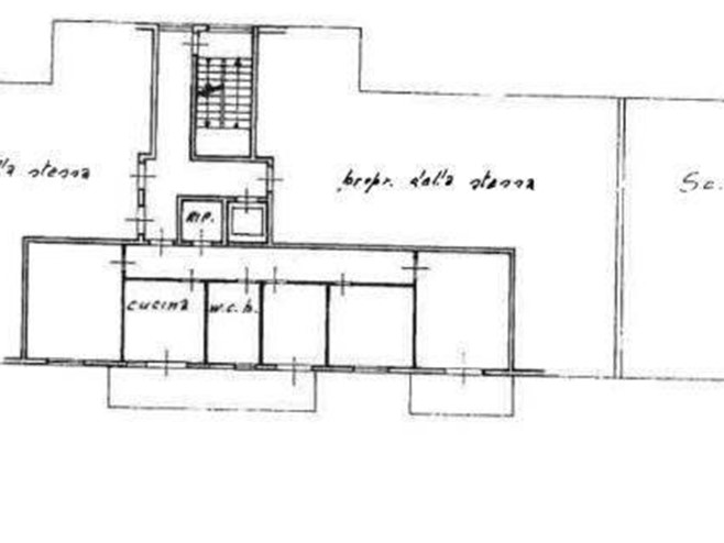 Quadrilocale in Vendita a Palermo, 180'000&euro;, 98 m²