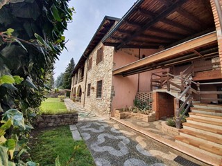 Quadrilocale in Vendita a Concesio, 290'000&euro;, 154 m²