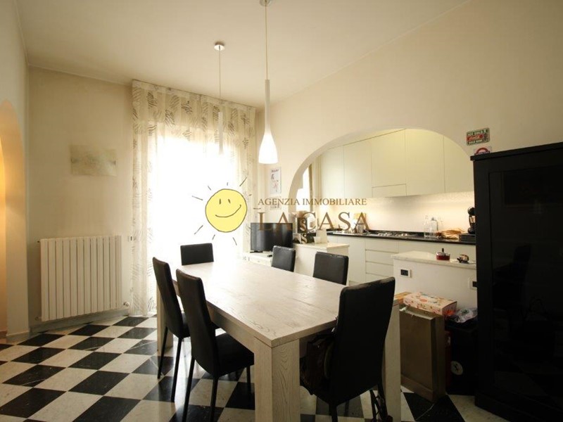 Trilocale in Vendita a Figline e Incisa Valdarno, zona Incisa, 160'000&euro;, 60 m², arredato