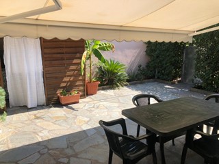 Trilocale in Affitto a Camaiore, zona Lido di Camaiore, 1'200&euro;, 65 m², arredato