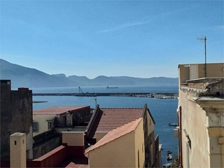 Trilocale in Vendita a Torre Annunziata, 147'000&euro;, 100 m²