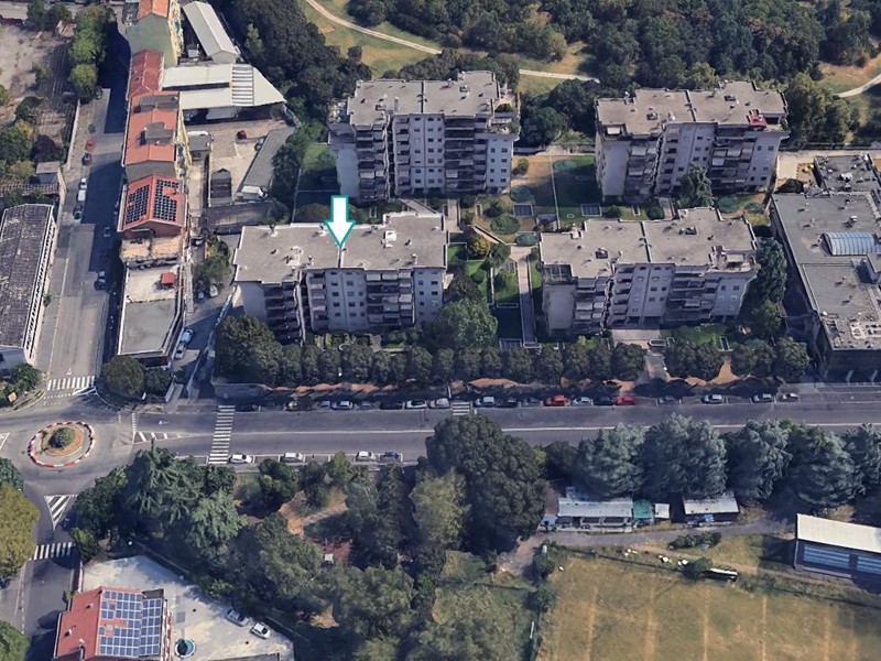 Quadrilocale in Vendita a Corsico, 116'250&euro;, 107 m², con Box