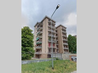Quadrilocale in Vendita a Rozzano, 178'500&euro;, 154 m², con Box