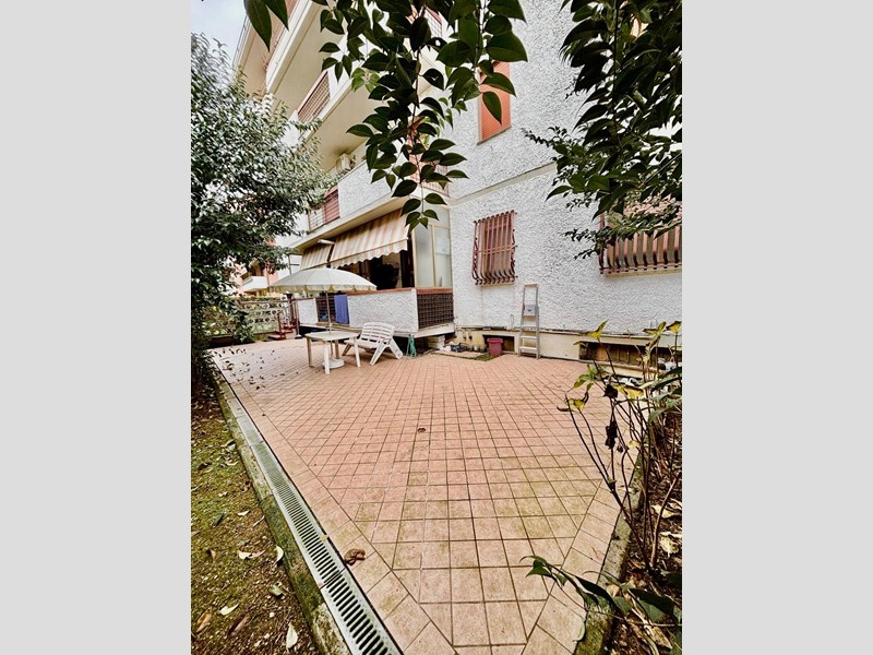 Quadrilocale in Vendita a Massa, 220'000&euro;, 70 m²