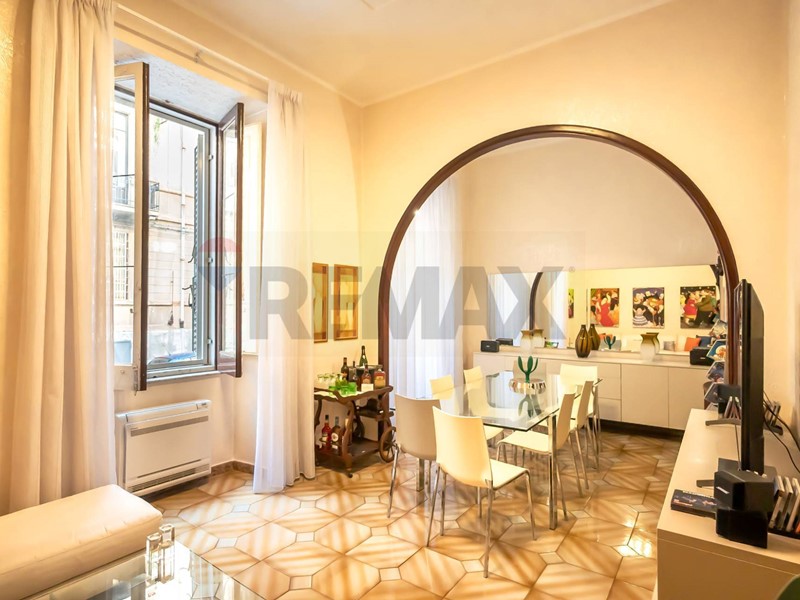 Quadrilocale in Vendita a Catania, 219'000&euro;, 111 m²