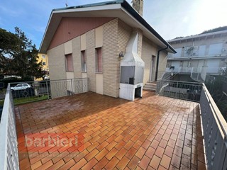 Quadrilocale in Affitto a Cervia, 110 m²