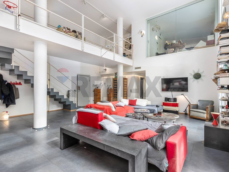 Loft in Vendita a Bergamo, 750'000&euro;, 290 m²