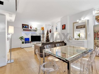 Appartamento in Vendita a Milano, 420'000&euro;, 152 m²