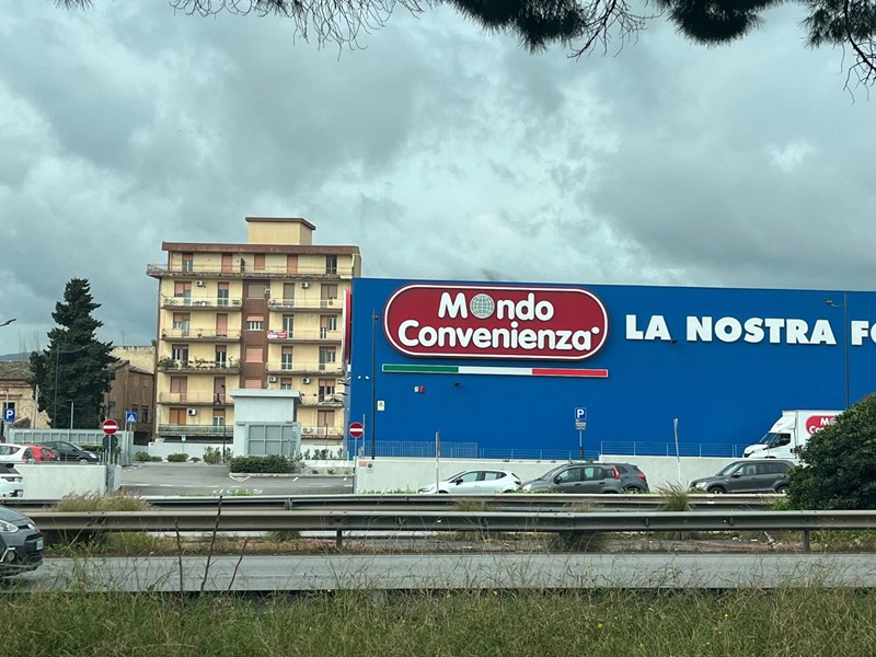 Quadrilocale in Vendita a Palermo, 137'000&euro;, 130 m²