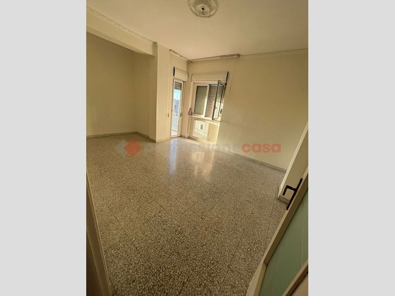 Trilocale in Vendita a Bari, 109'000&euro;, 94 m²