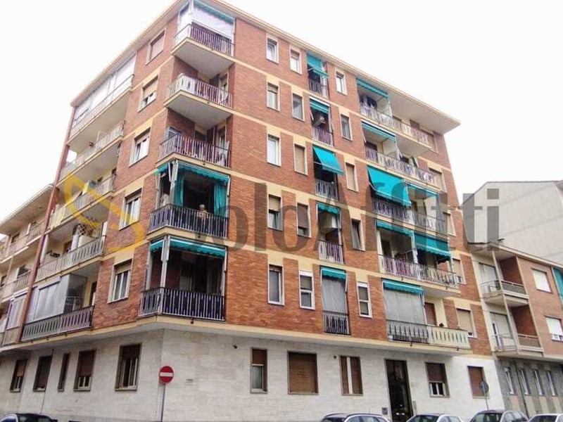 Monolocale in Affitto a Nichelino, 520&euro;, 30 m², arredato